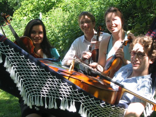 Das Rue-du-Bonheur-Quartett: Elisabeth Lommer, Bernd Zippelius, Claudia Buchele und Peter Stadler.