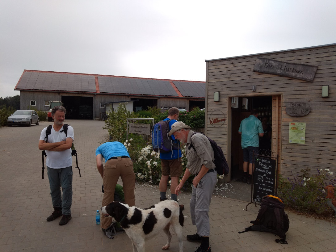 Ein Verkaufsautomat mit reichhaltigem Angebot, Bild von Horst G.