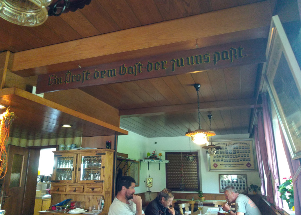 Im Dorfwirtshaus von Kleingesee, Bild von Horst G.